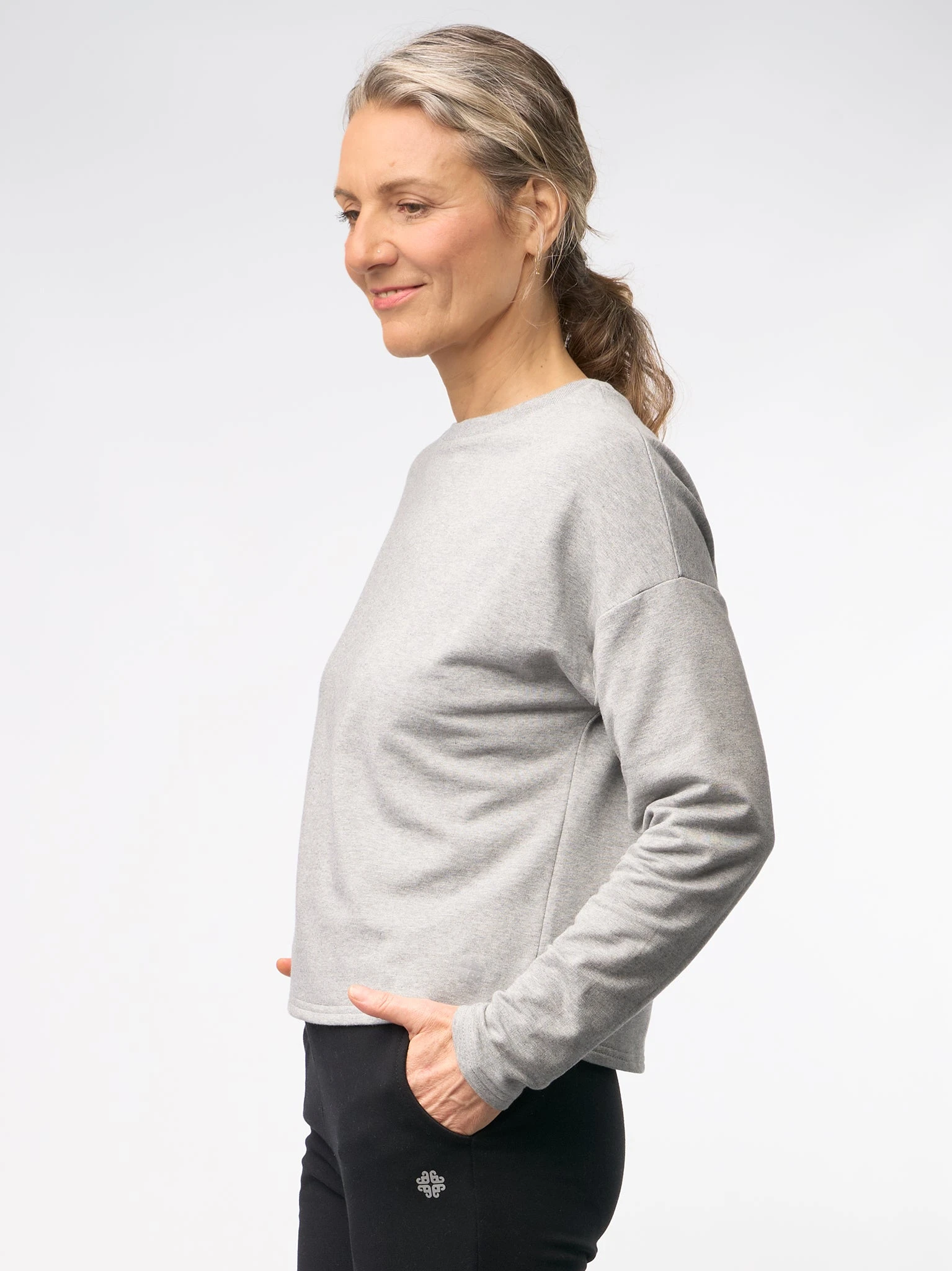 Gossypium Snug Sweatshirt 5 Gossypium Snug Sweatshirt - Image 5