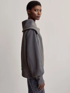 Varley Vine Half Zip - Deep Charcoal -Clothing Shop Vine Half Zip Deep Charcoal VAR00485 Drop1 019 1024x.progressive 19c11e50 9448 484d 976b 08a591058f14