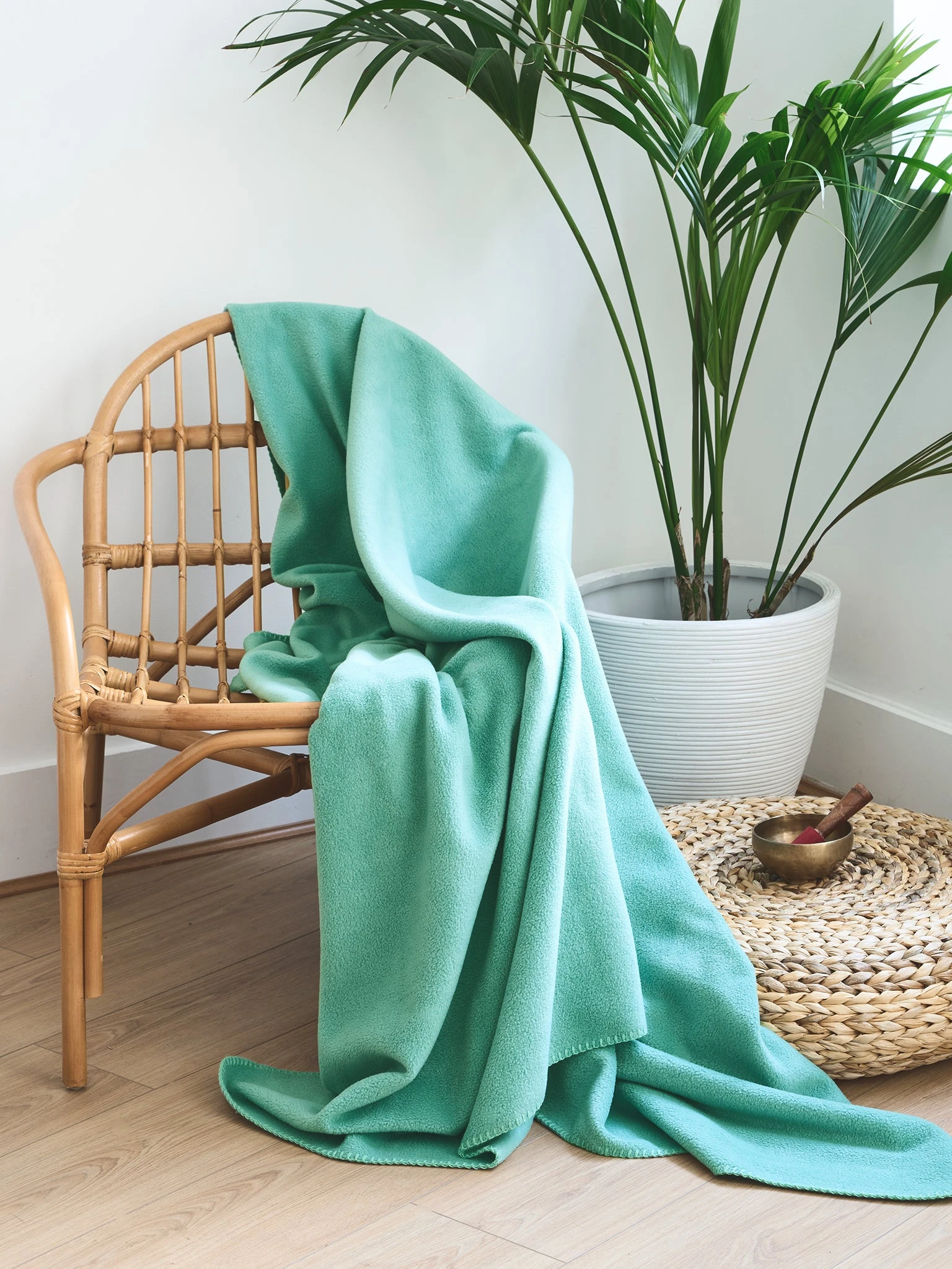 Yogamatters Cosy Fleece Yoga Blanket 8 Yogamatters Cosy Fleece Yoga Blanket - Image 8